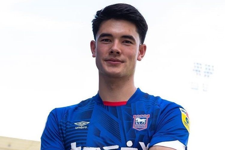 Latar Belakang Orang Tua Elkan Baggott