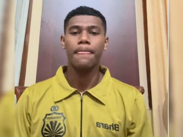 Fadly Alberto Hengga Pelaku Tendangan Kungfu di EPA U20