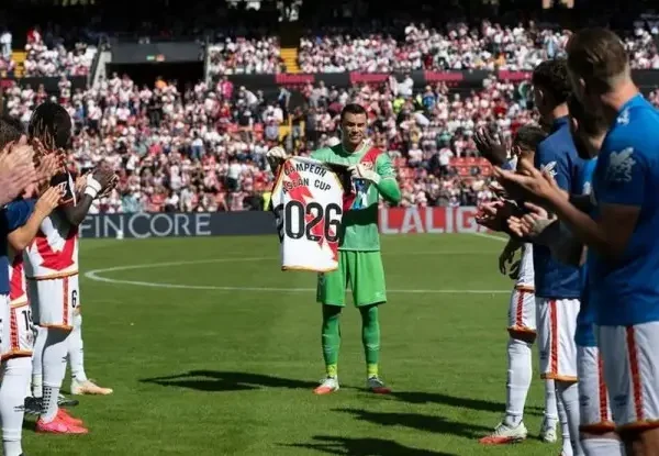 Emil Audero Terima Guard of Honour dari Rayo Vallecano