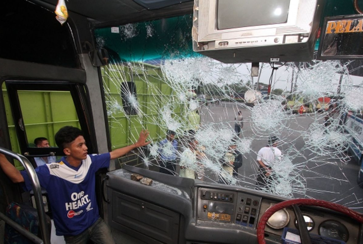 Faktor Ekonomi dan Sosiologis dalam Kriminalitas Suporter Sepak Bola (Tribunnews : Dany Permana)