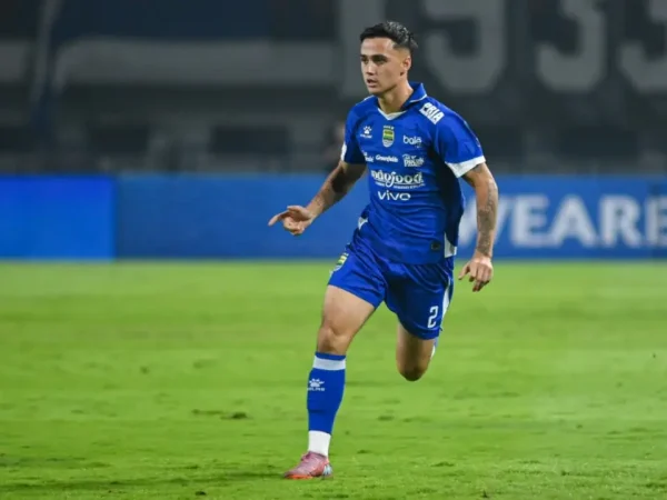 Kampung Pemain Timnas Indonesia Keturunan Jakarta, Eliano dari Jatinegara